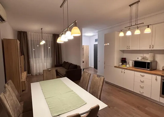 Mirvana Solis Grande Apartamento