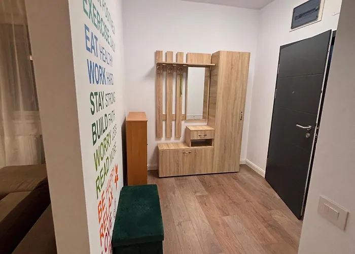 Mirvana Solis Grande Apartamento